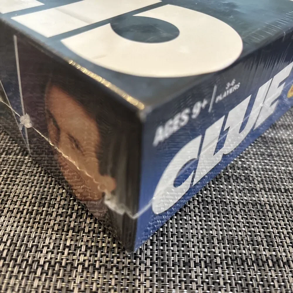NEW CLUE Seinfeld Collector's Edition Board Game (Who Knocked Newman) New Sealed